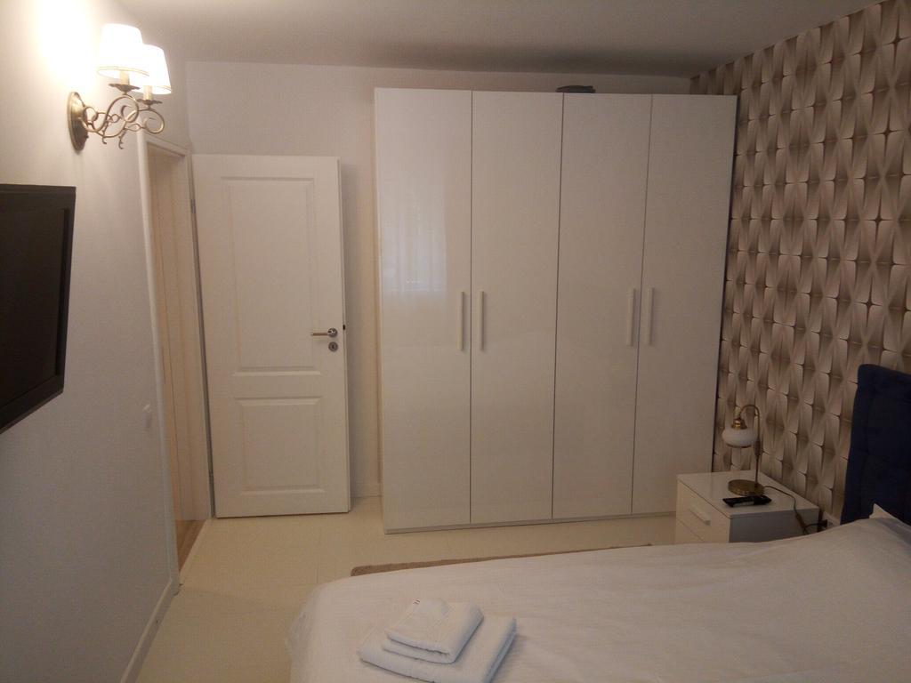 Lexy'S Apartment Brasov Ngoại thất bức ảnh